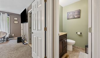 47 Currier Pl 47, Cheshire, CT 06410