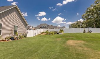 701 Oak Hill Ln, Belton, SC 29627