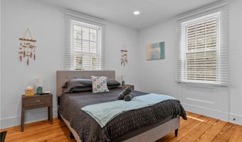 13 Sherman St 1, Newport, RI 02840