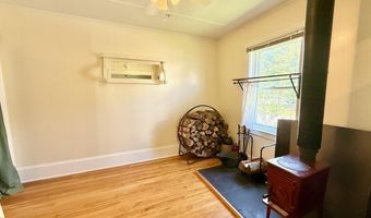 1 Vickery St, Augusta, ME 04330