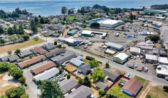 388 TANBARK Rd, Brookings, OR 97415