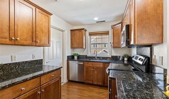 60 Bay Spring Ave A9, Barrington, RI 02806