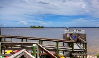 911 Yew St, Barefoot Bay, FL 32976