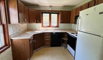 309 1st St E, Altoona, IA 50009