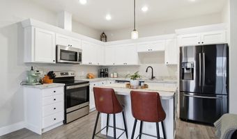 900 E 20th St, Burley, ID 83318
