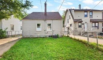 7910 Orchard Ave, Dearborn, MI 48126