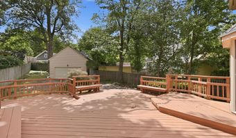 2904 N 4TH St N, Arlington, VA 22201