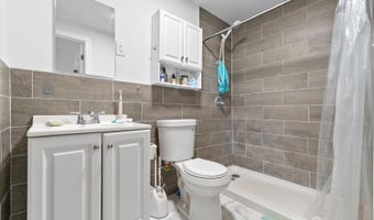 52 Westside Ave, Avenel, NJ 07001