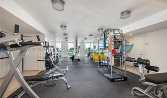 9400 W Bay Harbor Dr 101, Bay Harbor Islands, FL 33154