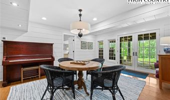 527 Red Tailed Hawk Rd, Banner Elk, NC 28604