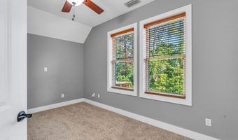 109 Bay Colony Way, Apalachicola, FL 32320