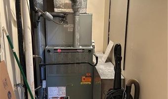 200 Hoffman Ave 206, Cranston, RI 02920