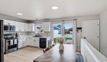 5404 LIZ RANCH Rd, Cheyenne, WY 82007