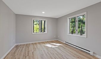 7 Philip Ave, Augusta, ME 04330