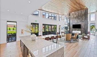 43442 CROSON Ln 100, Ashburn, VA 20148