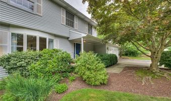 31 Edgewater Rd, Narragansett, RI 02882