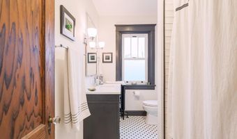 2441 W TILGHMAN St, Allentown, PA 18104