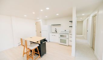 610 S 800 E, Centerville, UT 84014