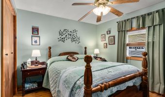 390 Aquone Rd, Andrews, NC 28901