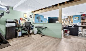 1025 W ROBERTS Ave, Appleton, WI 54914