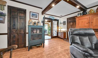 4 N CONESTOGA VIEW Dr, Akron, PA 17501