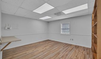 329 W Main St, Abingdon, VA 24210