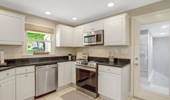 5919 KELLEY Ct, Alexandria, VA 22312