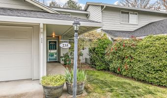 235 Meadow Dr, Ashland, OR 97520