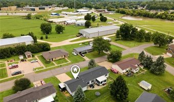 202 Wilson Ct, Anamosa, IA 52205