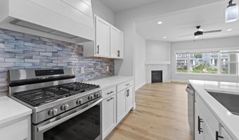 2802 Frisee Dr, Fitchburg, WI 53711