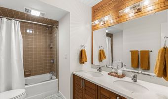 3936 Holden Dr, Ann Arbor, MI 48103