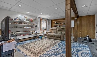 7 Laurel St, North Providence, RI 02911