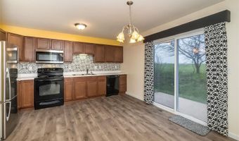 50 Silver Spur Dr, Winfield, MO 63389
