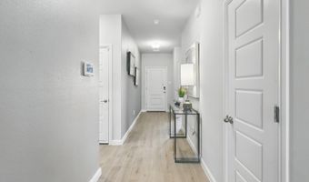 513 PENDLETON Ave, Keene, TX 76059