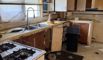 411 N Oak St, Agency, IA 52501