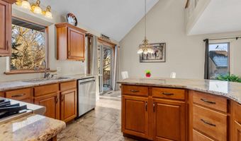 1342 N LAKE Ct, Appleton, WI 54913