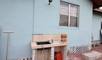 208 NW Avenue H Pl, Belle Glade, FL 33430