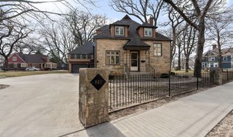 907 1st Dr NW, Austin, MN 55912