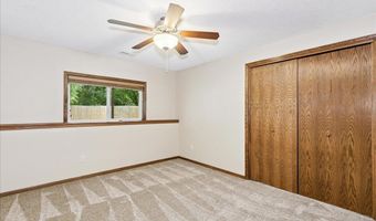 602 Brentwood Pl, Andover, KS 67002