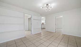 215 S 11TH St, Aransas Pass, TX 78336