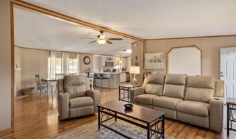 1027 Anne Dr, Arnaudville, LA 70512