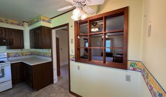 303 S Clark St, Bassett, NE 68714