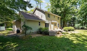 15129 Locust Grove Dr, Argentine, MI 48418