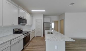 8118 Hendrick Dr, Baton Rouge, LA 70817
