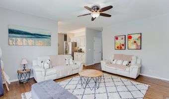 3 BLACKWOLF Ct, Algonquin, IL 60102
