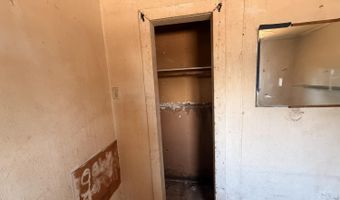 14055 Walnut, Armona, CA 93202