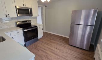 14 Harris St, Berlin, CT 06037
