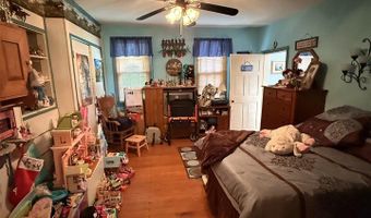 9101 Nashville Rd, Adairville, KY 42202