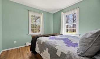 13 Pigeon Hill Cv, Hopkinton, RI 02808