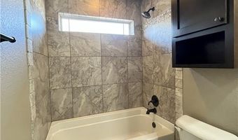 1805 SW Cypress St, Bentonville, AR 72713